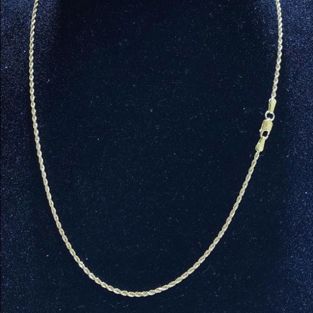 14k Yellow Gold 2.5mm Solid Rope Chain - Picture 2 of 4